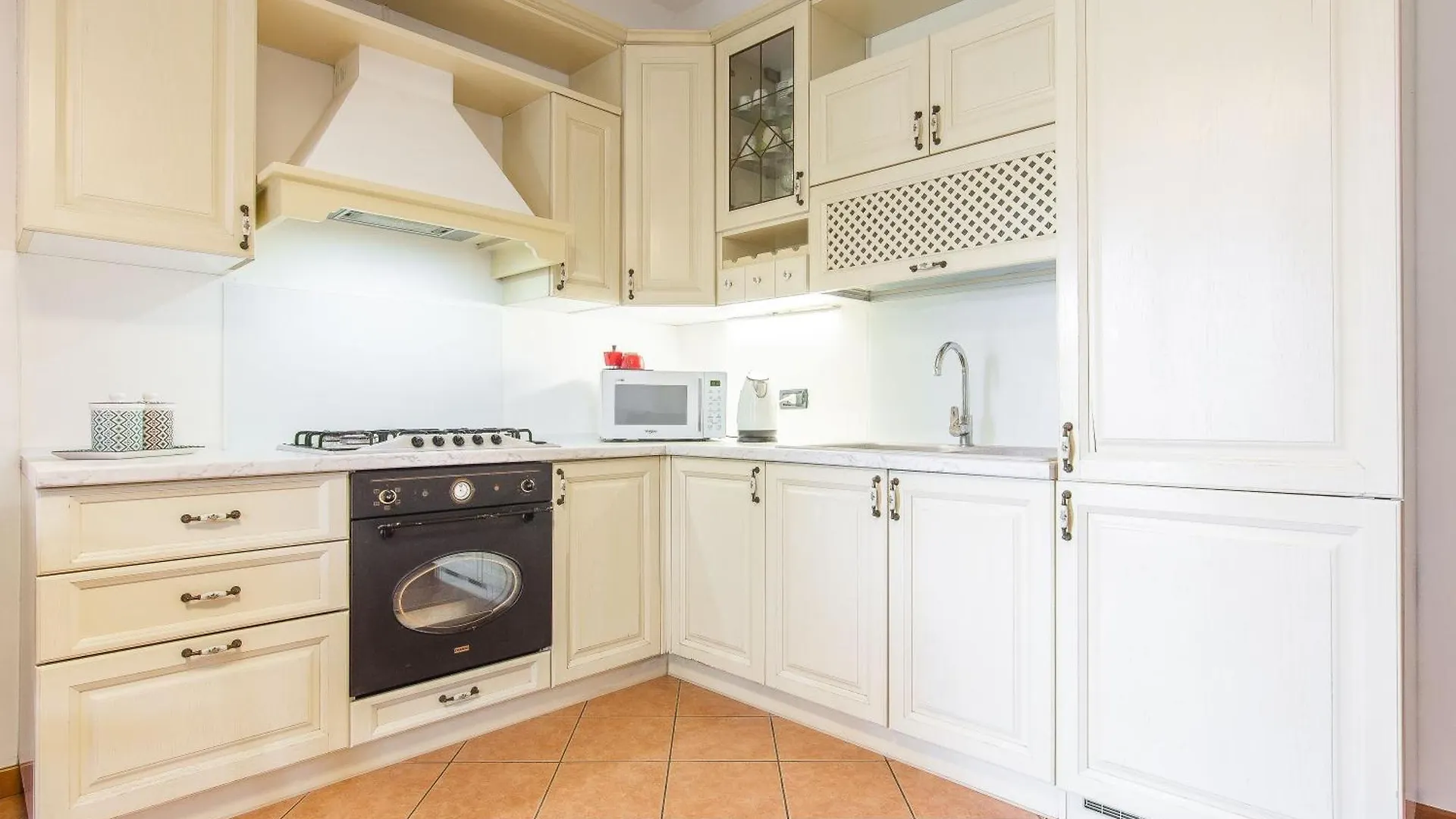 Casa Olivia Private Garden & Parking Apartment Vicenza Italy